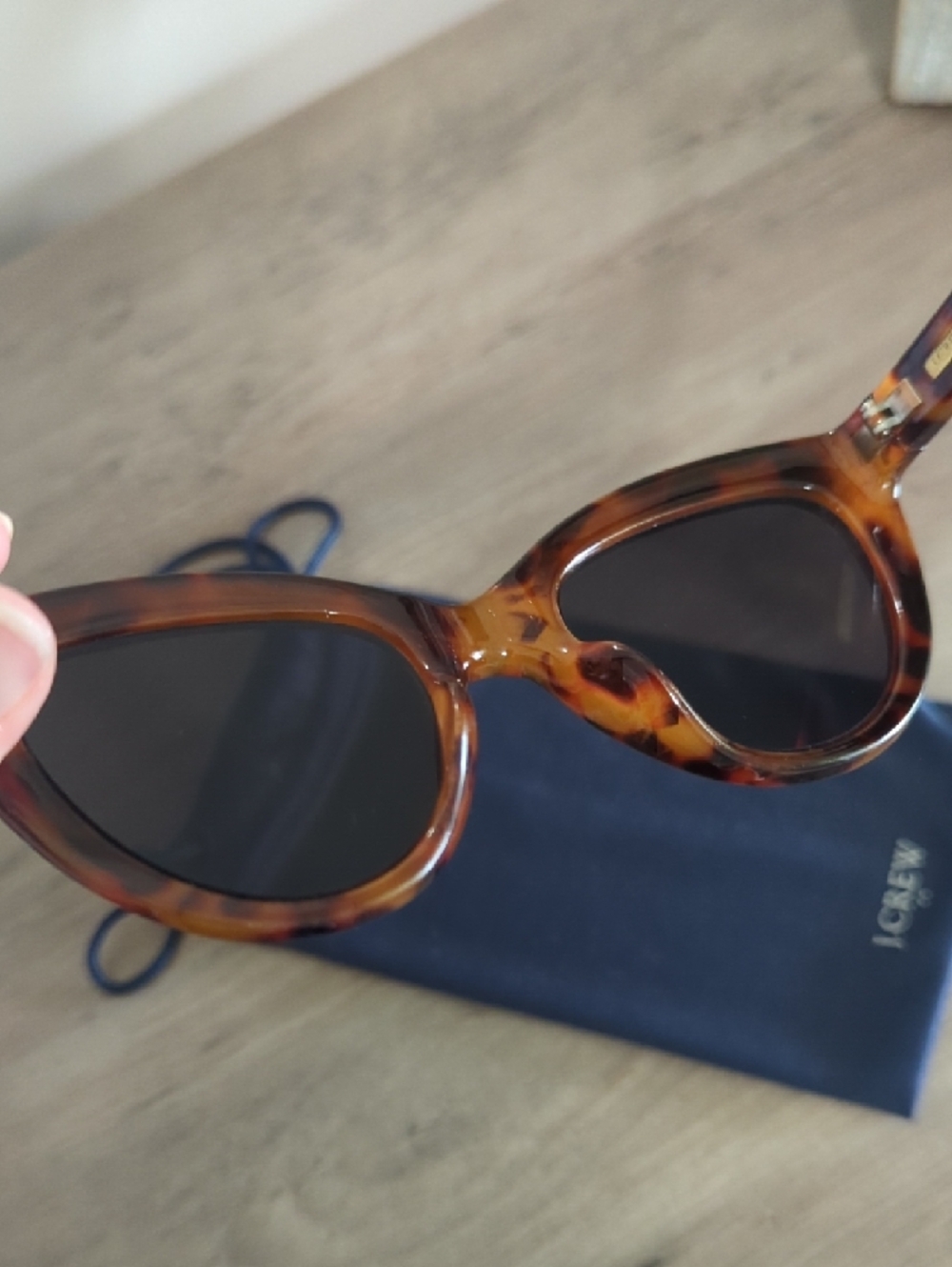 J. Crew Tortoiseshell Cat-Eye Sunglasses - Brown Tortoise with Dark Lenses - Picture 4 of 4